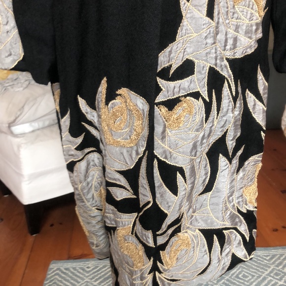 ChanLuu wool embroidered appliqué coat. Size S - Picture 3 of 8